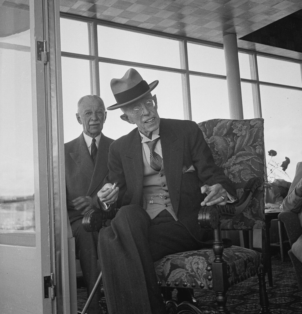Kungens hov delade ut stora summor till Haijby genom årens lopp. Kung Gustaf V