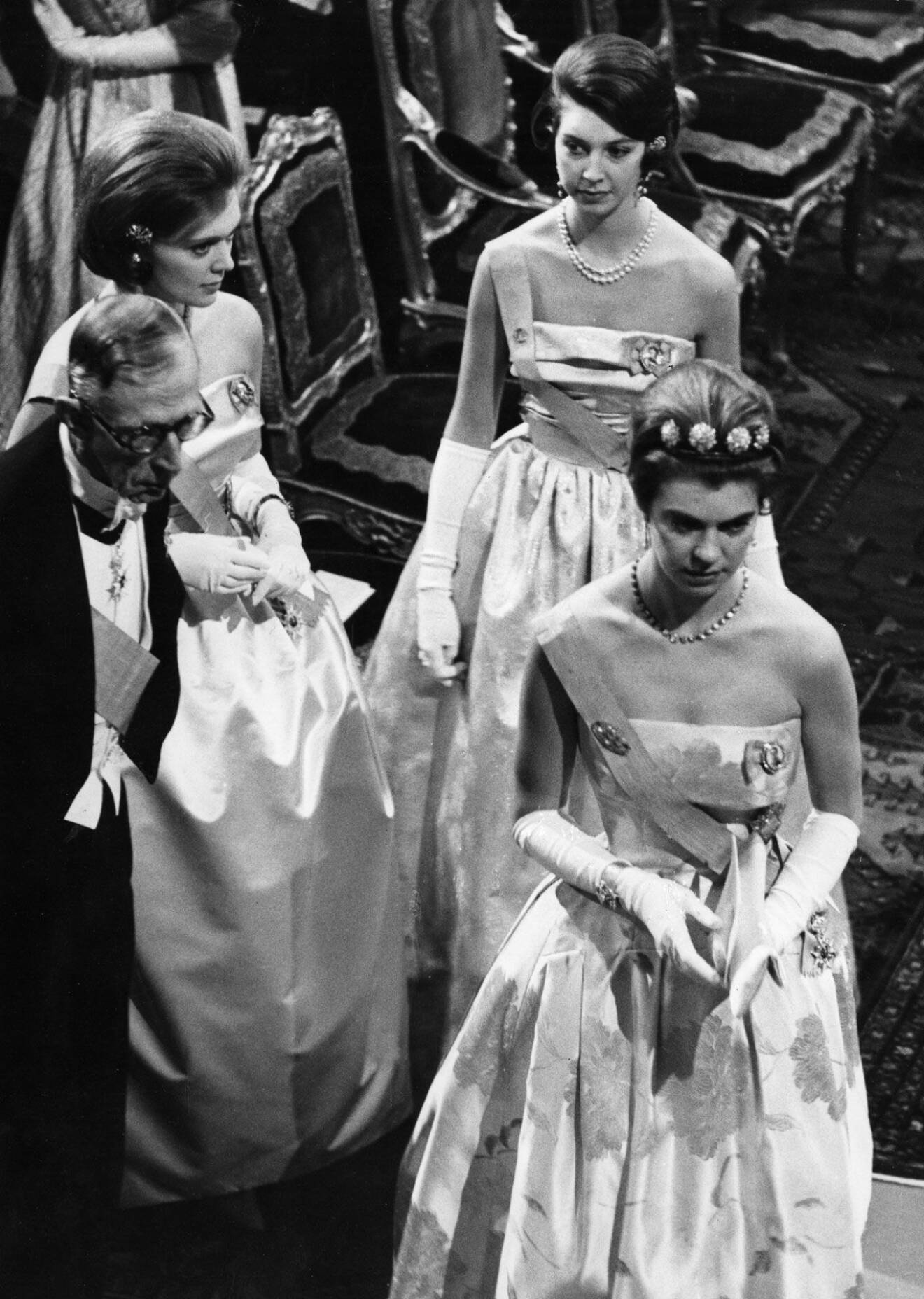 Hagasessorna i tiara: Prinsessan Birgitta, prinsessan Désirée och prinsessan Margaretha.