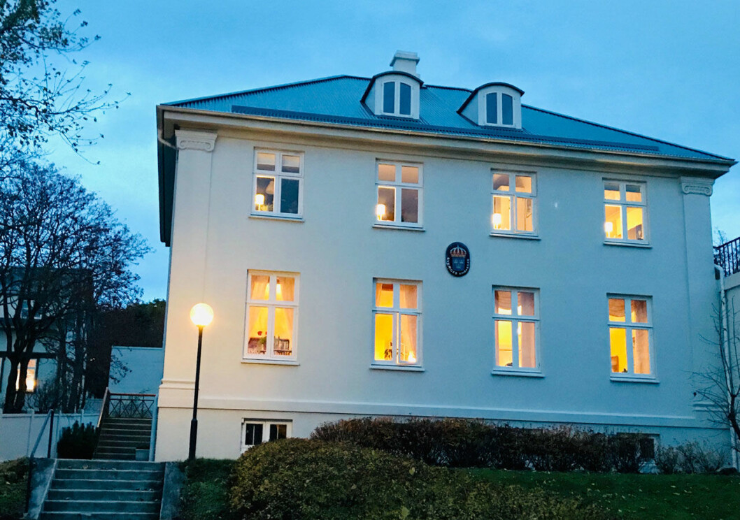 …i svenska residenset i Reykjavik. Svenska residenset i Reykjavik.