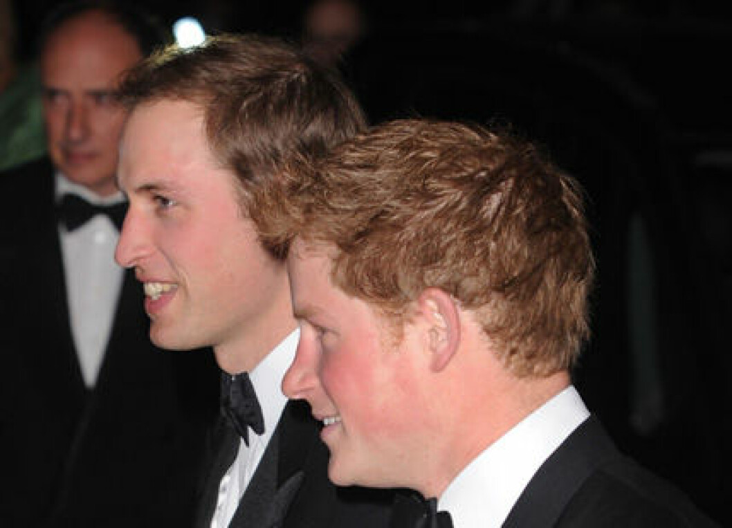 Prins William och prins Harry kommer att missa kronprinsessbröllopet. harry-william-prins
