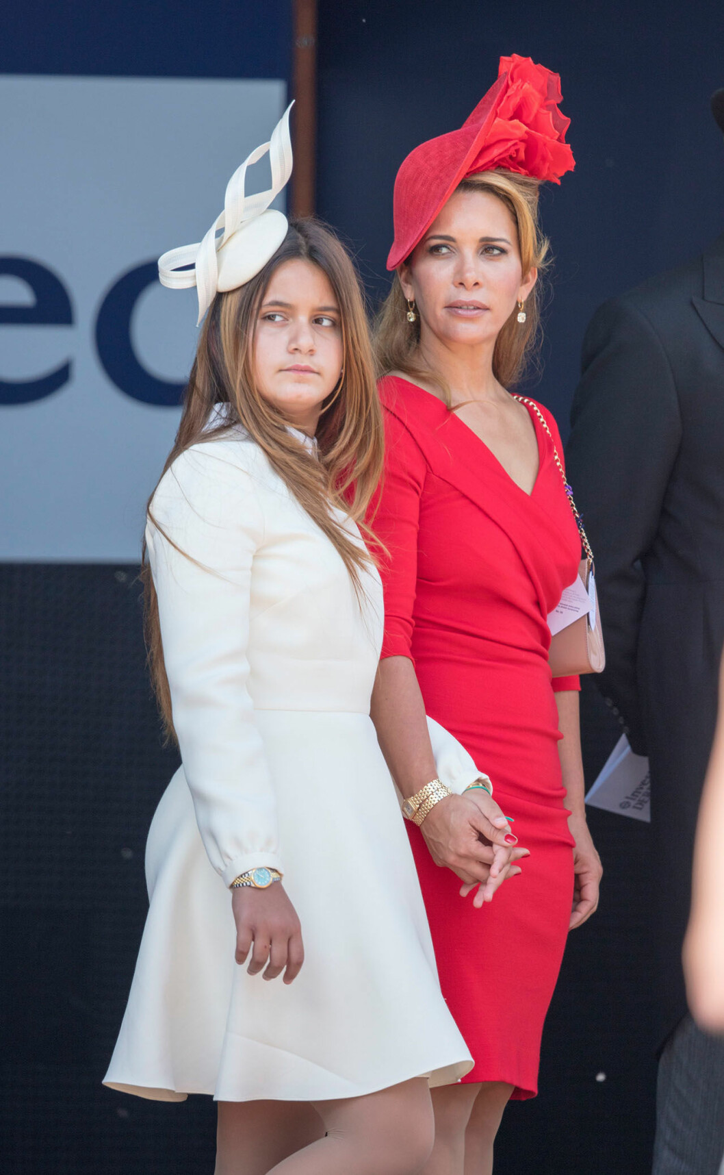 Prinsessan Haya tillsammans med sin dotter Jalila Prinsessan Haya tillsammans med sin dotter Jalila