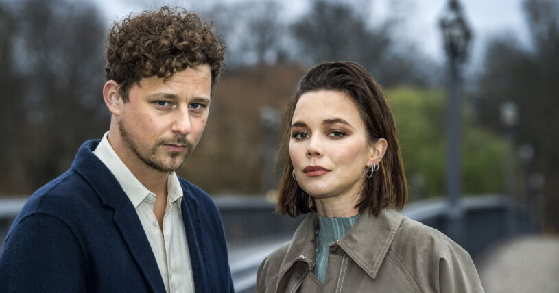 Den fjärde säsongen av "Vår tid är nu" har premiär den 25 december 2020. Hedda Stiernstedt och Charlie Gustafsson