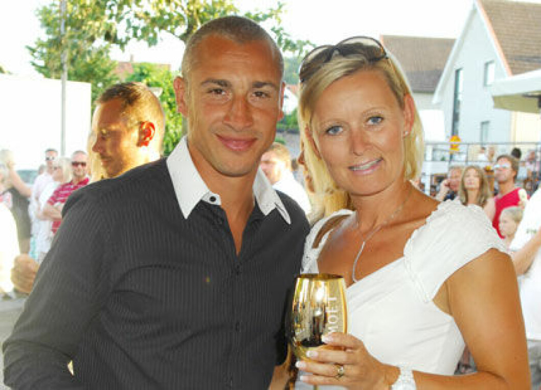 Henrik Larsson med Magdalena. Henrik Larsson med Magdalena.