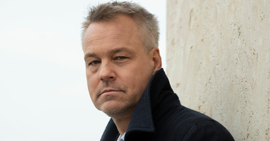 Henrik Schyfferts ekivoka tolkning av vad som egentligen hände i stallet den där julen för mer än 2000 år sedan föll inte vissa tittare på läppen. Han och Helena af Sandeberg upprörde en del känsliga bingospelare. Henrik Schyffert