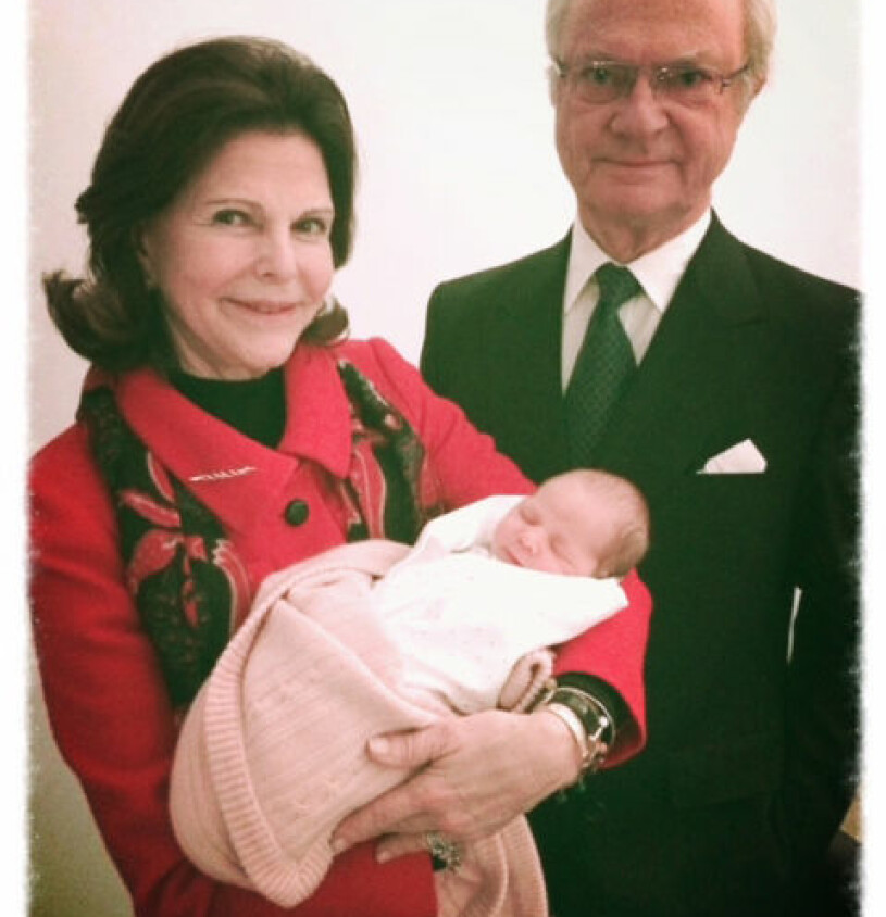 Drottning Silvia 2014, då med nyfödda barnbarnet Leonore i famnen. Drottning Silvia Prinsessan Leonore nyfödd Kungen