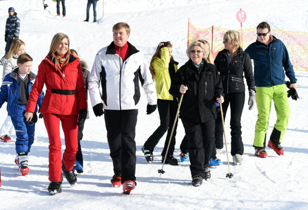 Nederländska kungafamiljen på skidresa
