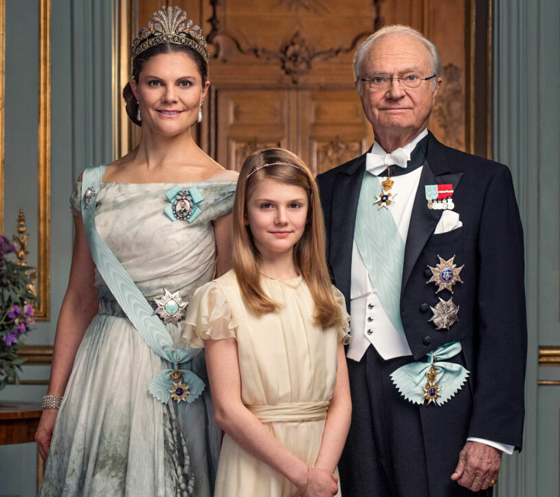 Kungens nya slimmade kungahus har fullt fokus på tronföljaren Victoria och tronarvingen Estelle.
