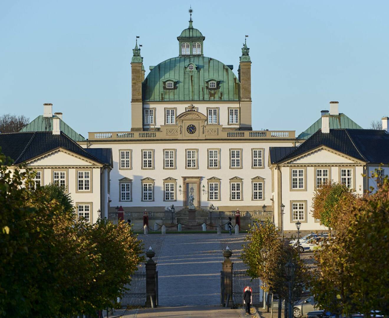 En exteriörbild på Fredensborgs slott