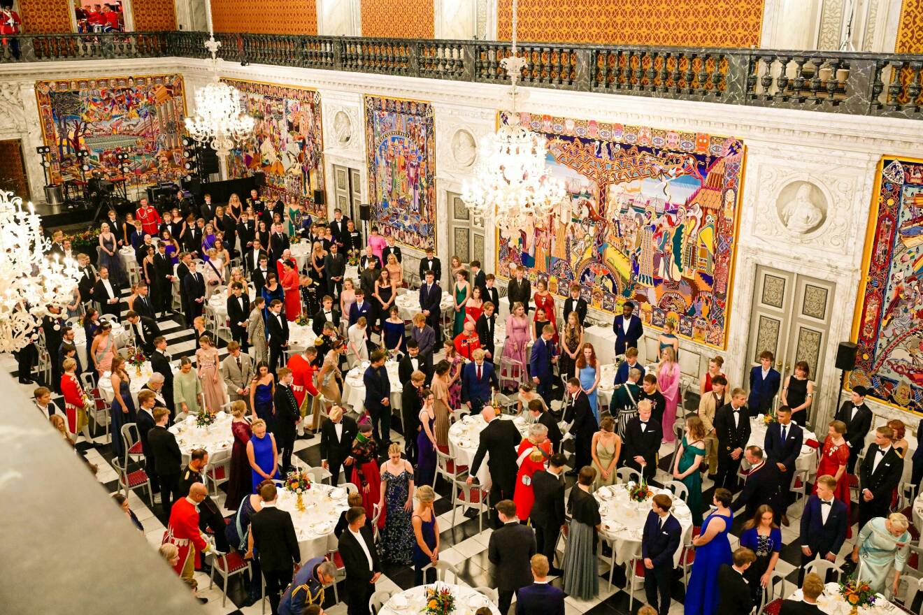 Gästerna i Riddersalen under prins Christians 18-årsfest – galamiddag på Christiansborgs slott