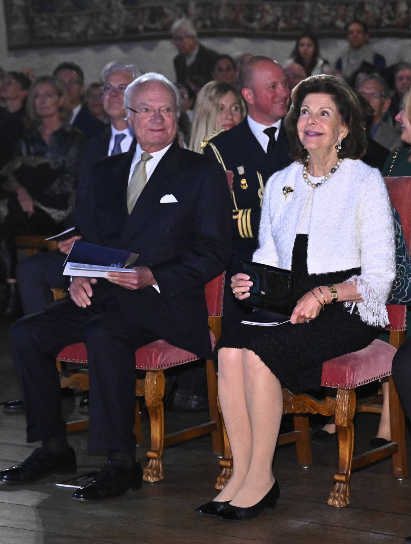 Den kungliga musiken 500 år: Kungen och drottning Silvia på konsert på Uppsala slott