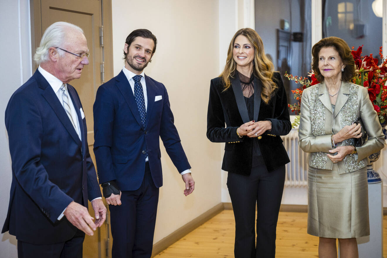 Kungafamiljen vid drottning Silvias 80-årskonsert med Lilla Akademien