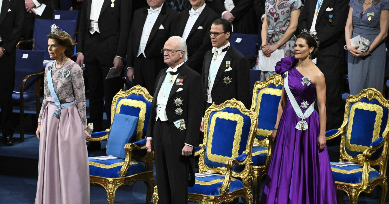 Drottning Silvia, kungen och kronprinsessan Victoria