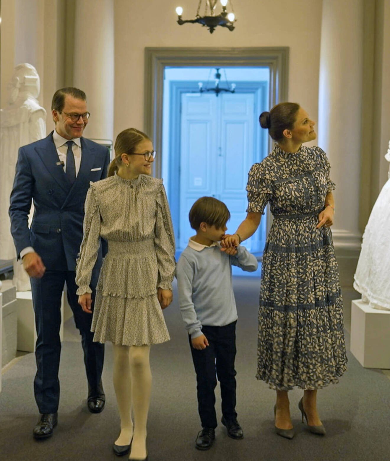 Året med kungafamiljen 2023: Kronprinsessan Victoria, prins Daniel, prinsessan Estelle och prins Oscar på Jubileumsutställningen på Stockholms slott
