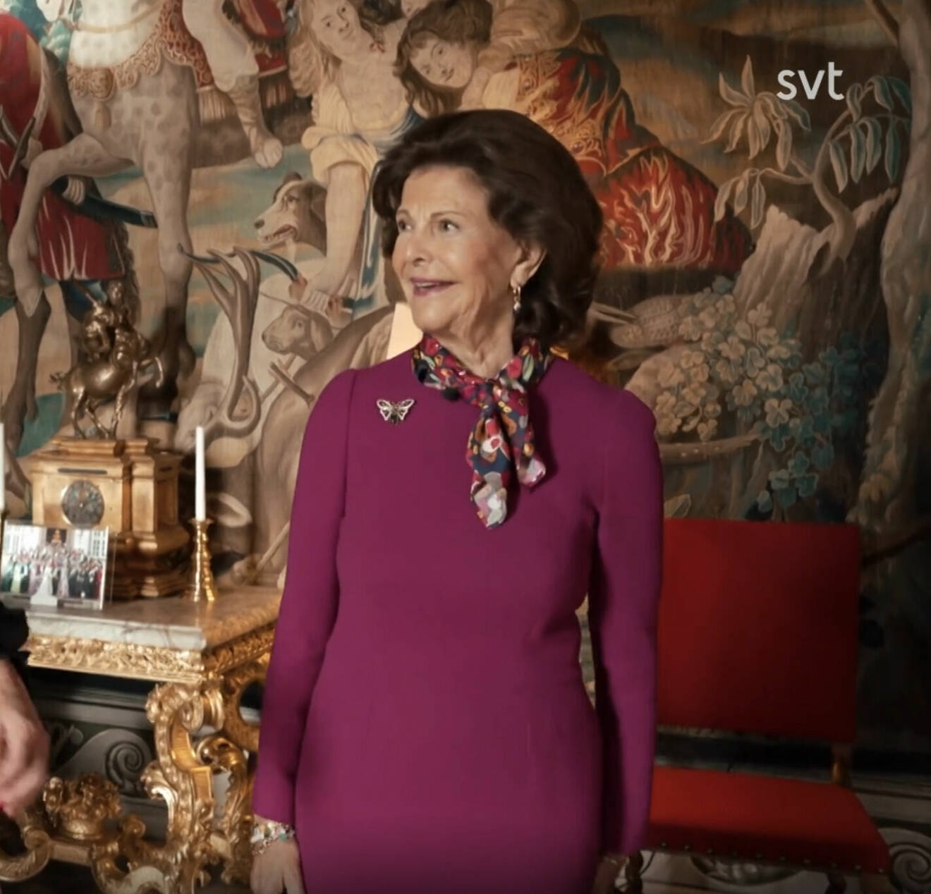 Drottning Silvia i kungaparets vardagsrum – Stensalen på Drottningholm