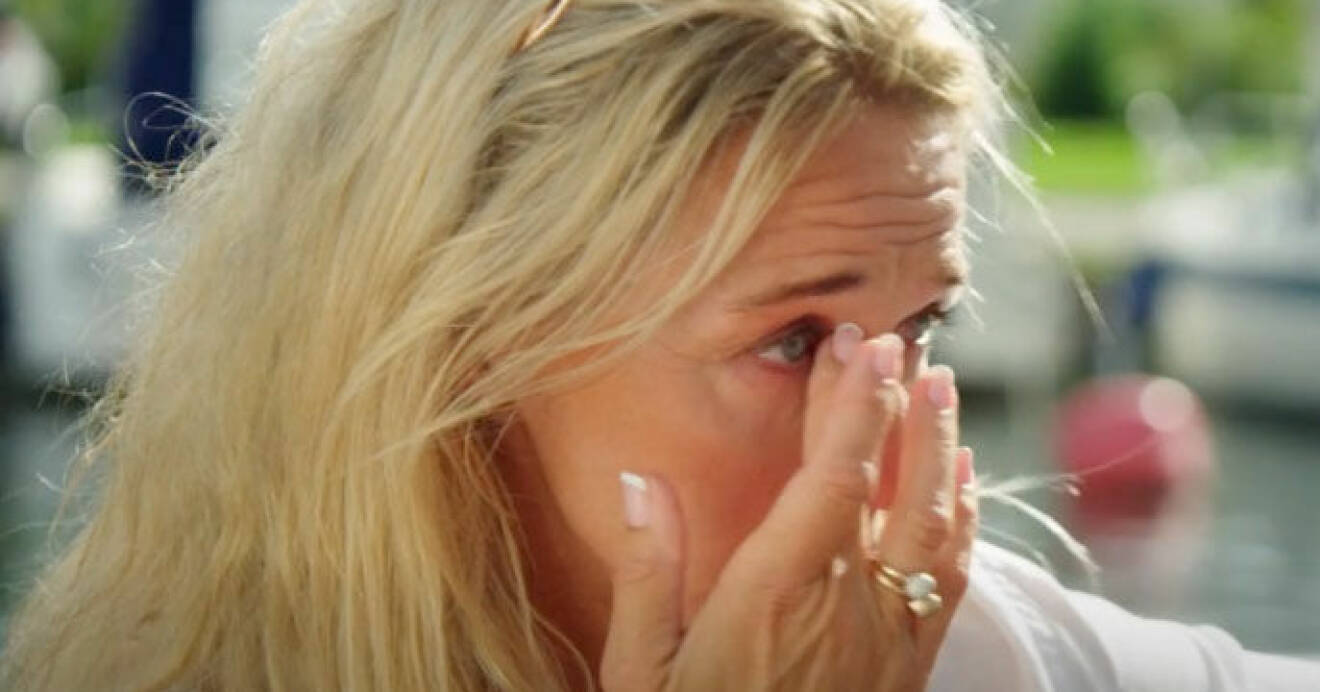 Kristin Kaspersen gråter i Renées brygga