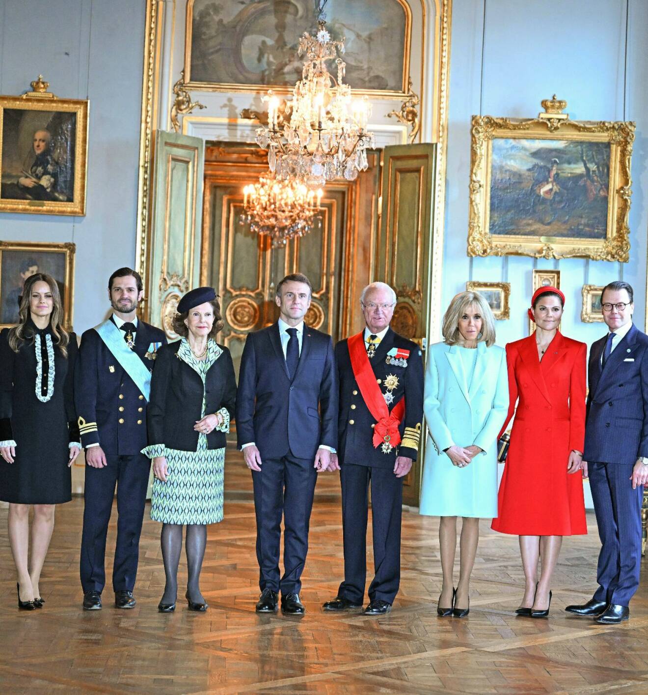 Kungafamiljen samlad under statsbesöket från Frankrike 2024