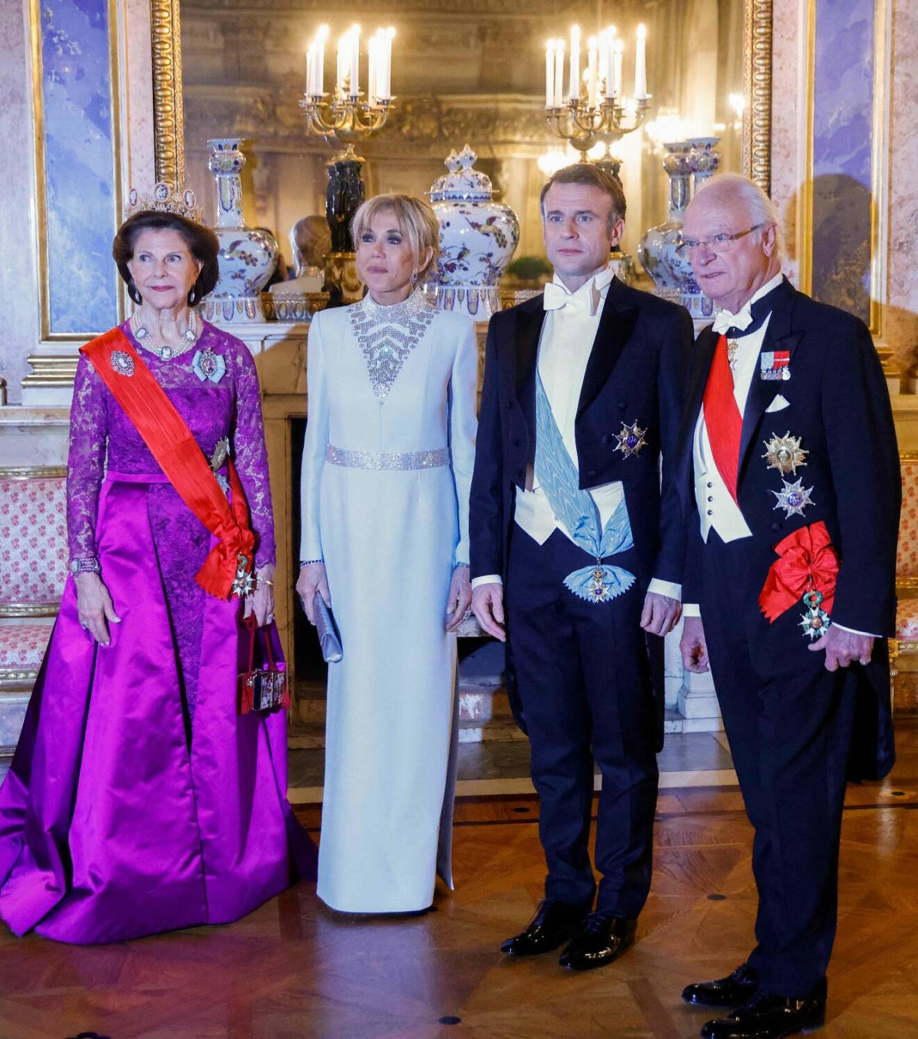 Kungen och drottning Silvia med Frankrikes presidentpar vid banketten på slottet