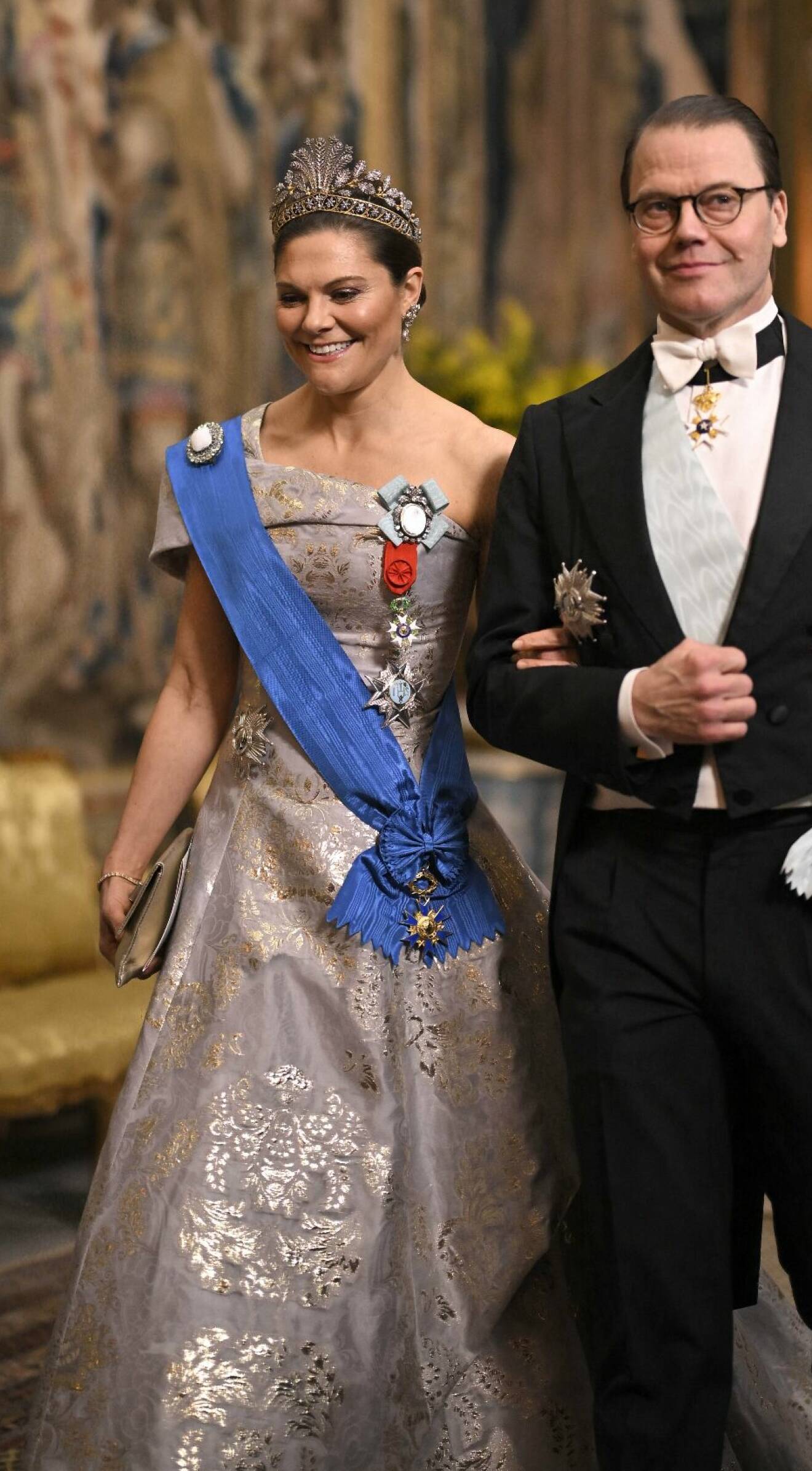 Kronprinsessan Victoria i HM vid galamiddagen för att fira franska statsbesöket