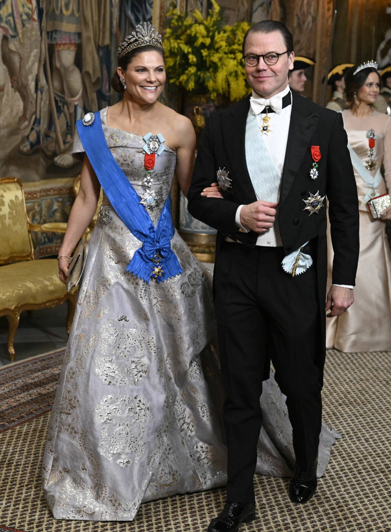 Kronprinsessan Victoria och prins Daniel på kungaparets galamiddag för president Macron och hans fru Brigitte.