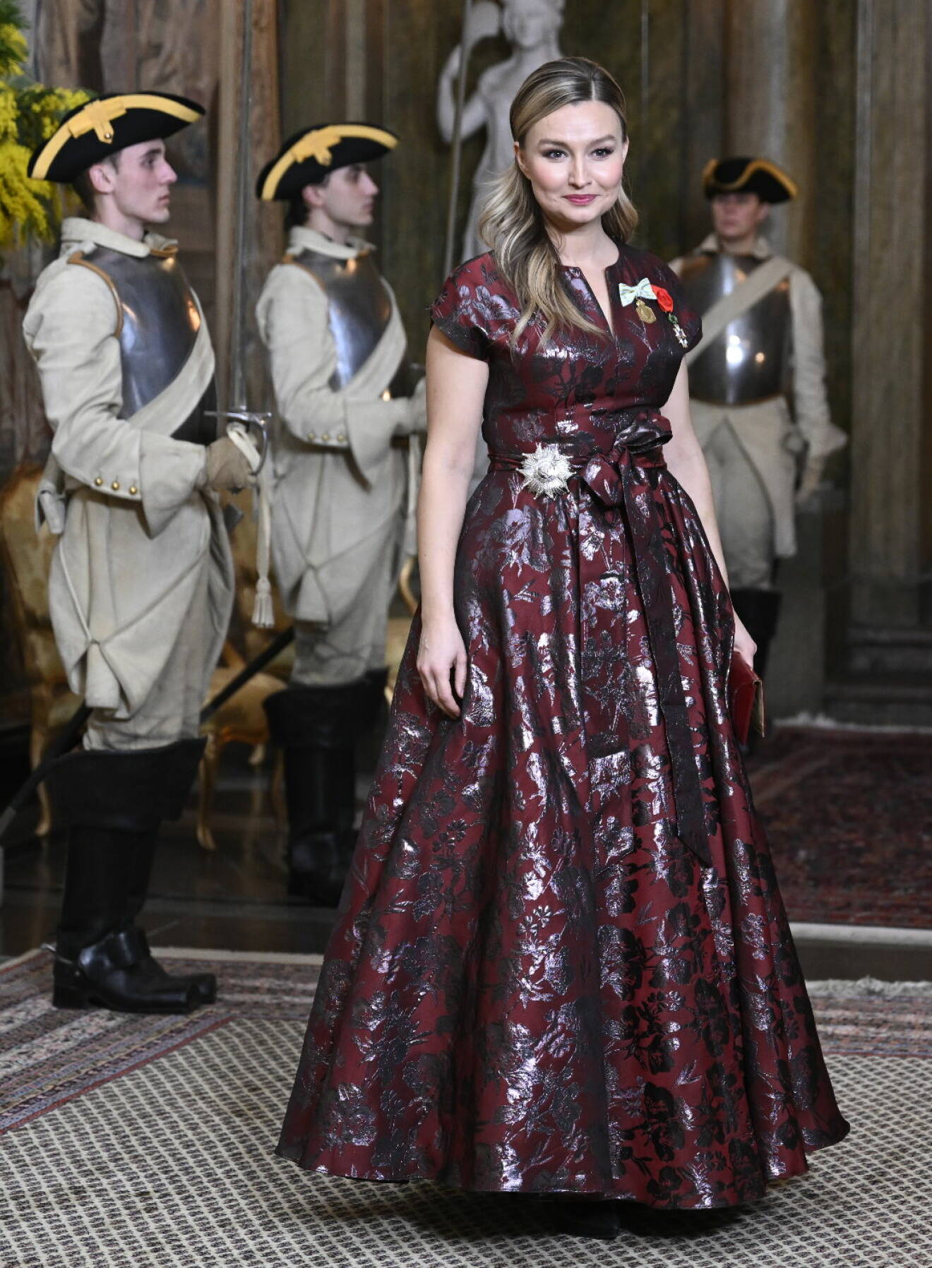 Ebba Busch på kungens galamiddag i klänning från Camilla Thulin