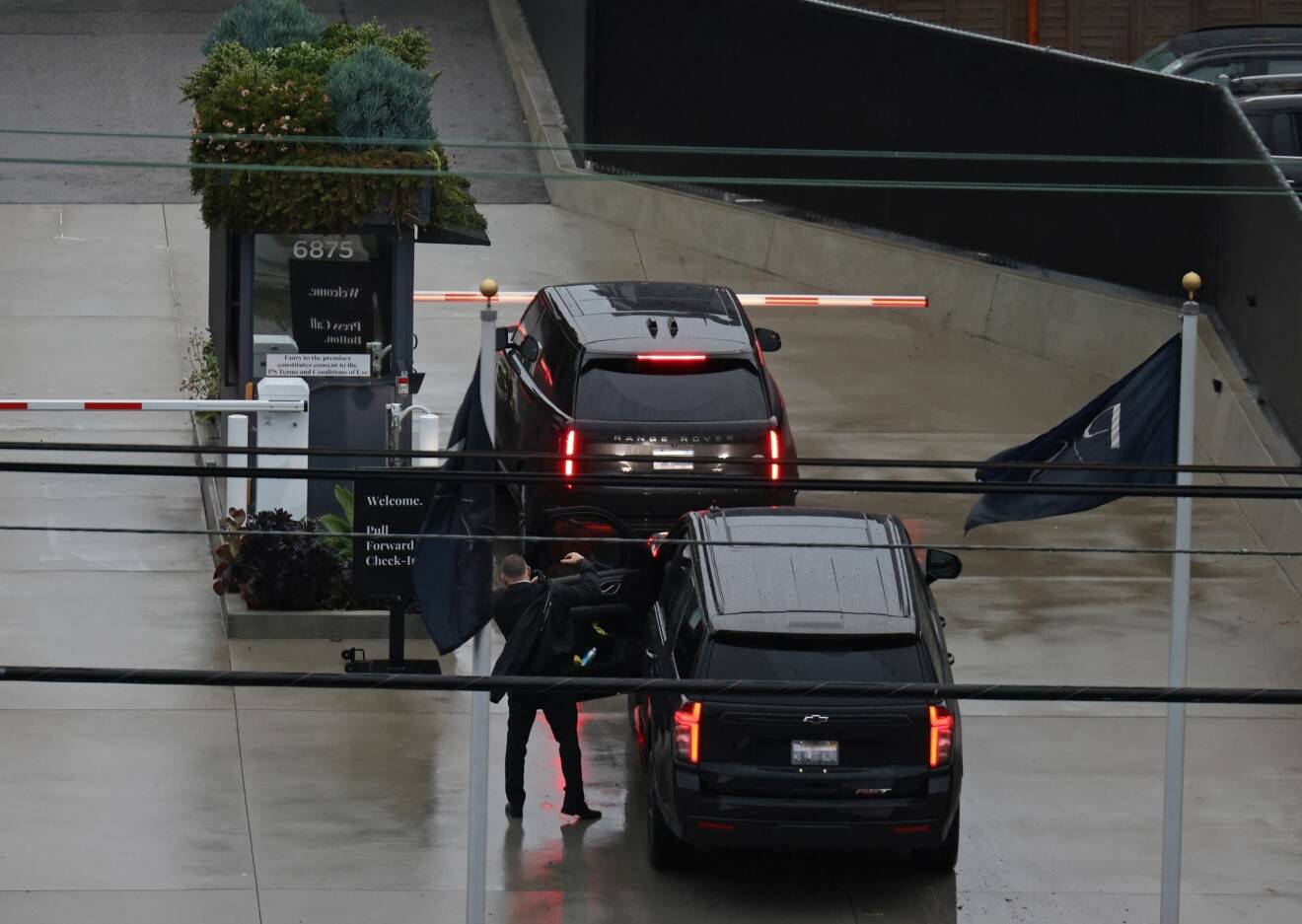 Prins Harry som anländer till Los Angeles flygplats
