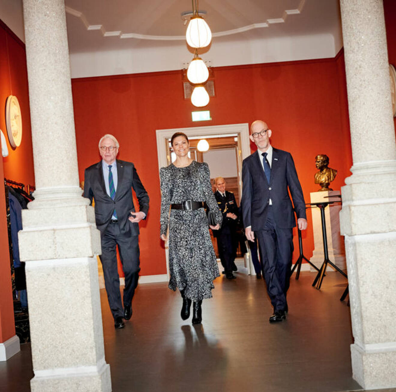 Kronprinsessan Victoria med Carl Folke och Hans Ellegren vid invigningen av nya Anthropocene Laboratory på Kungliga Vetenskapsakademien i Stockholm