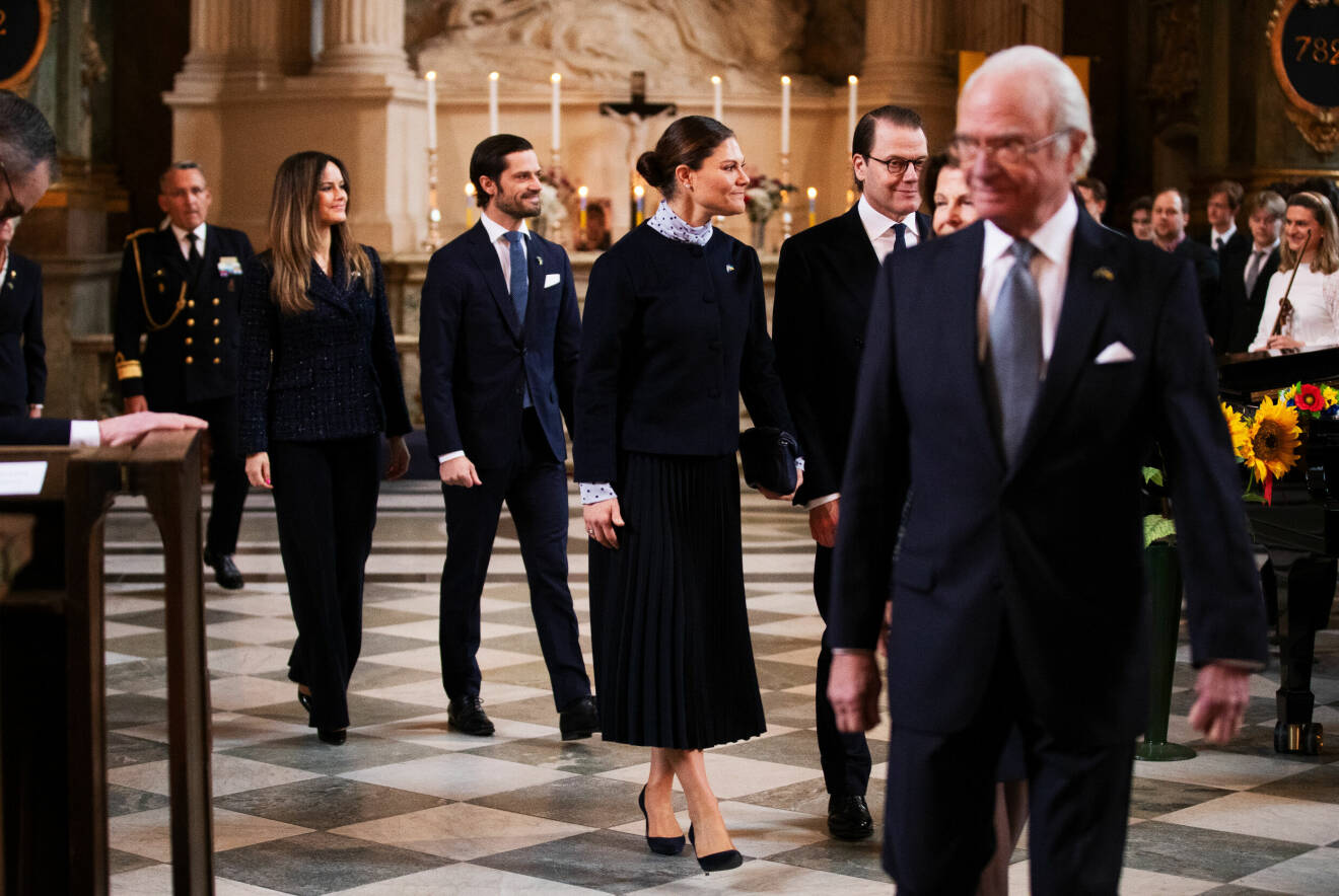 Kung Carl Gustav, drottning Silvia, kronprinsessan Victoria, prins Daniel, prins Carl Philip och prinsessan Sofia närvarar vid en fredsbön i Slottskyrkan,