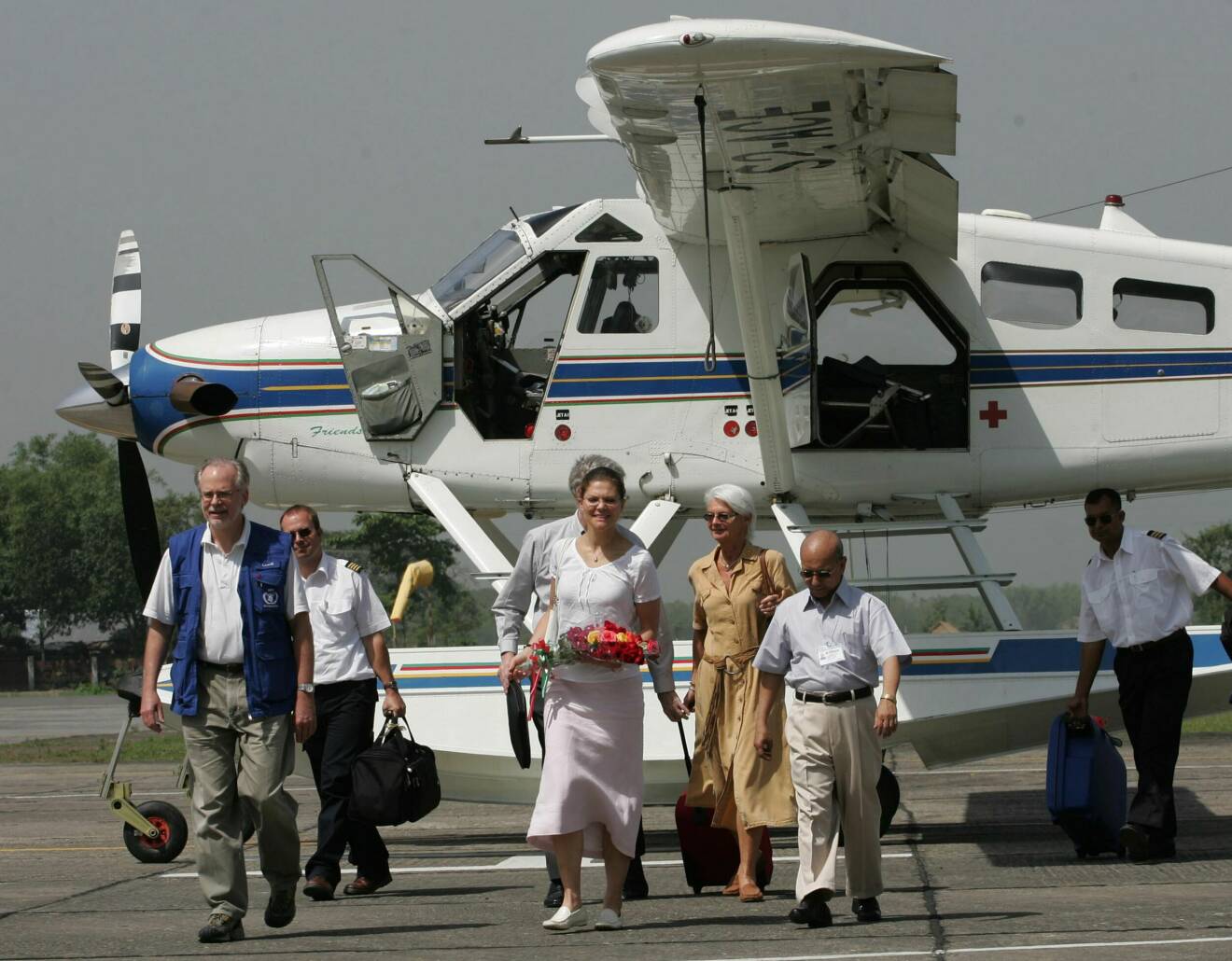 Kronprinsessan Victoria i Bangladesh 2005 tillsammans med Elisabeth Tarras-Wahlberg
