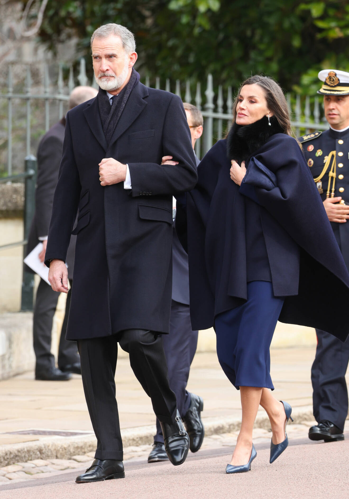 Kung Felipe och drottning Letizia vid minnesceremoni för kung Konstantin på Windsor Castle