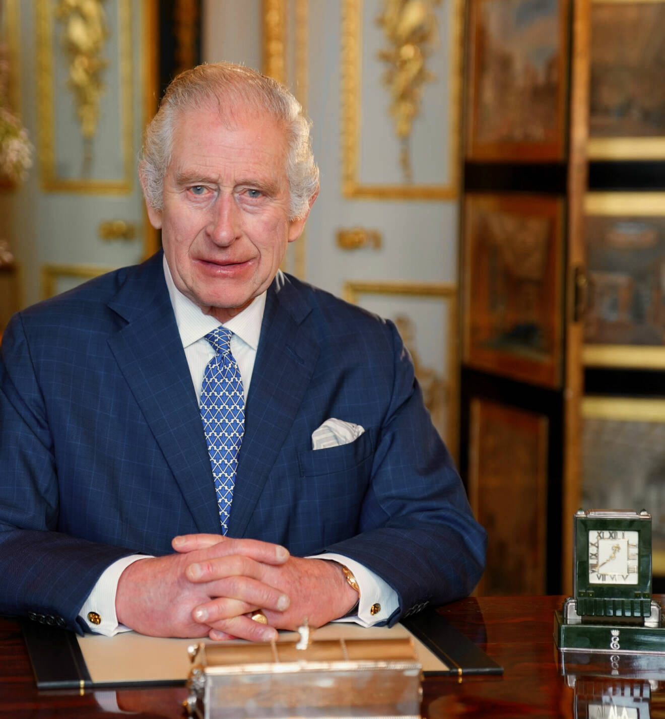 Kung Charles fotograferad i februari 2024 – bilden släppt under Commonwealth Day 2024 i Westminster Abbey