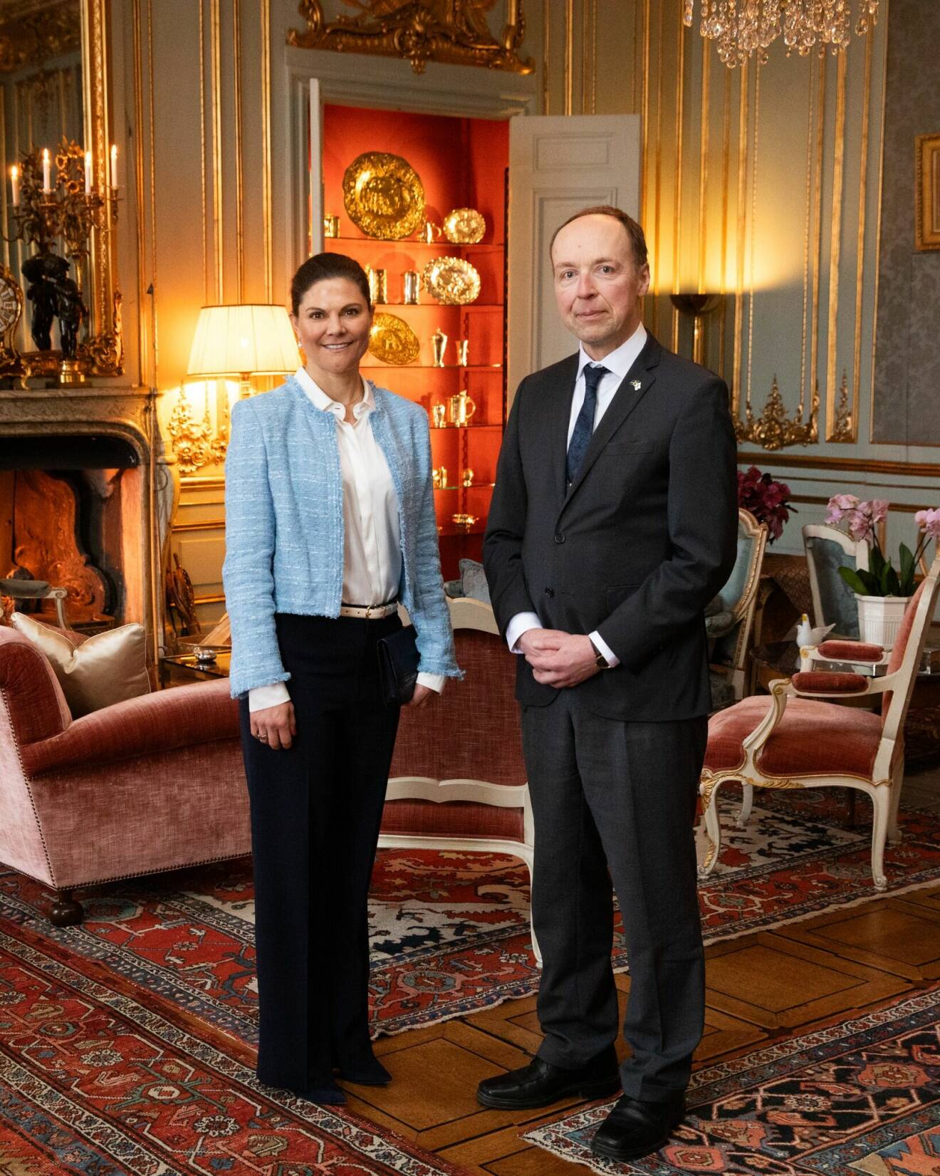 Kronprinsessan Victoria med Finlands talman Jussi Halla-aho i Prinsessan Sibyllas våning på Stockholms slott