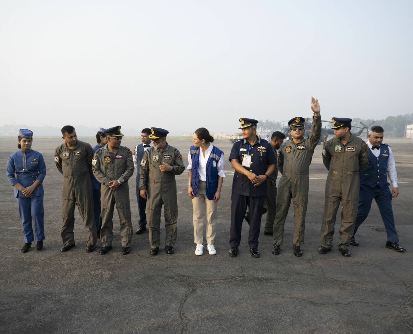 Kronprinsessan Victoria på Bangladesh Air Force Base Tejgaon i Dhaka