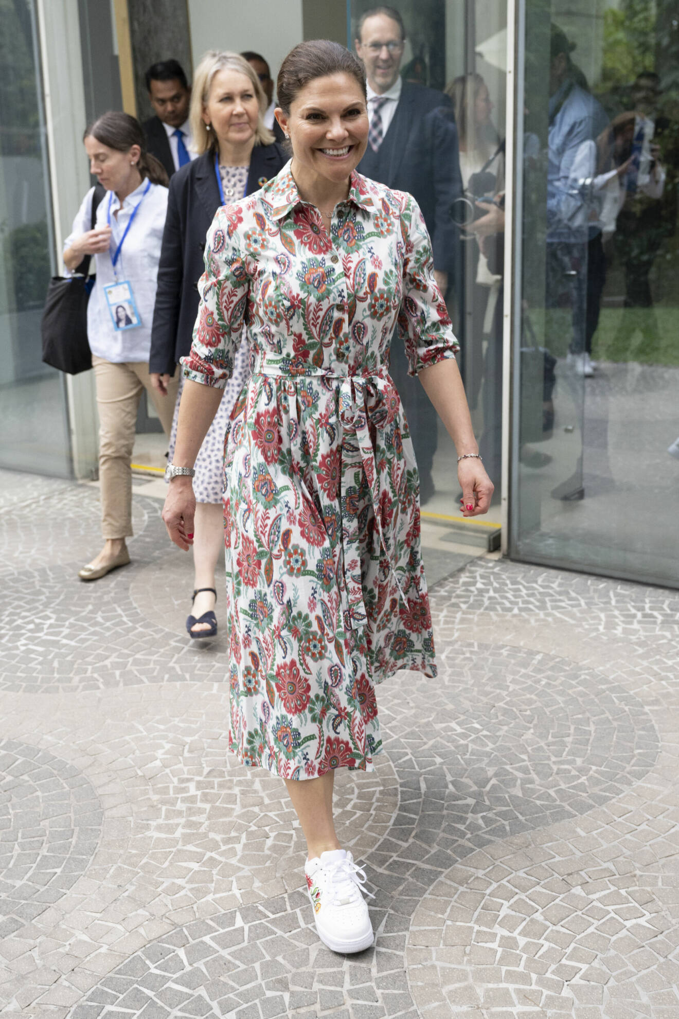 Kronprinsessan Victorias look våren 2024 – klänning i modellen Spira från Camilla Thulin