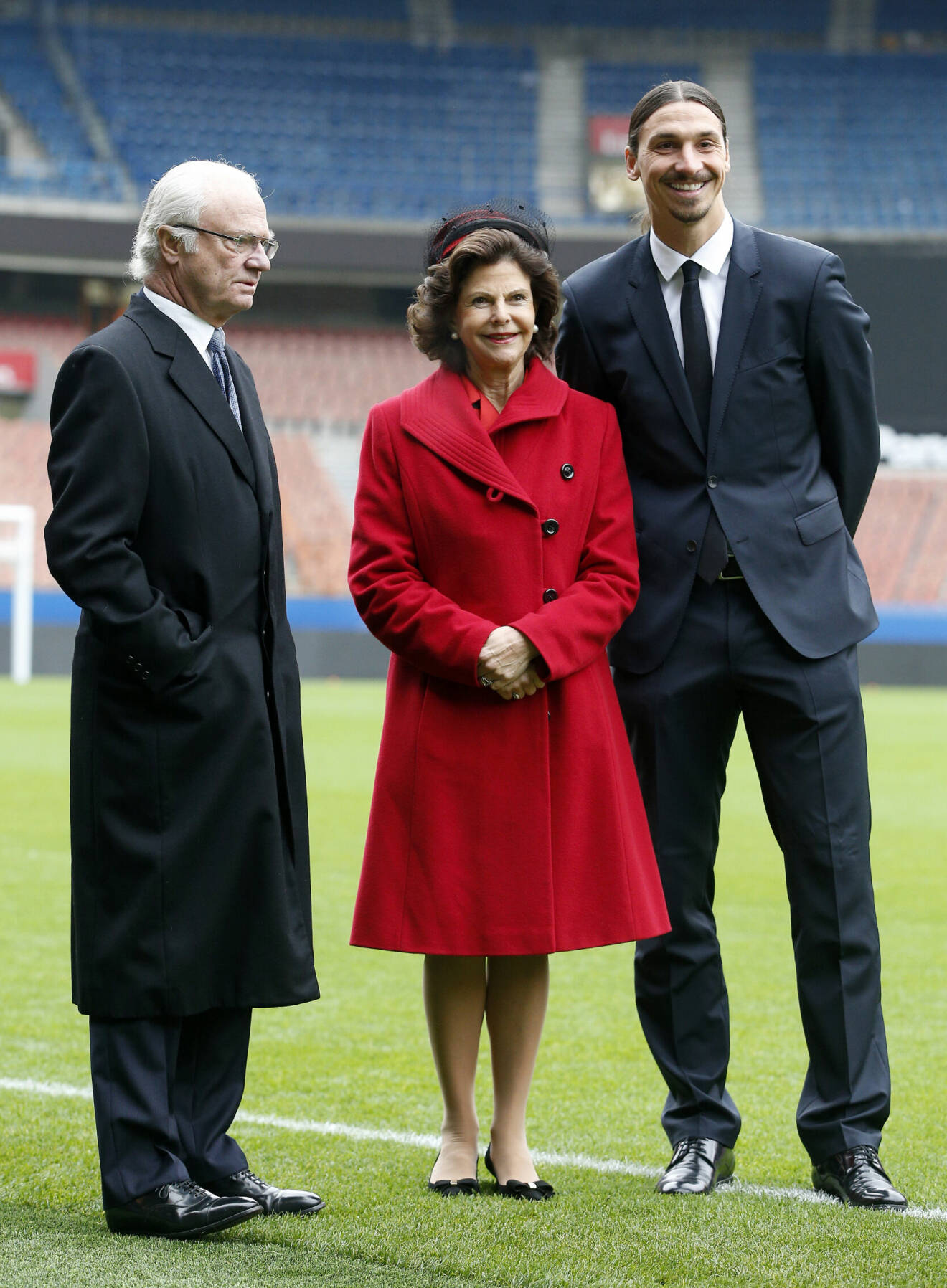 Kungen, drottning Silvia och Zlatan Ibrahimovic i Paris 2014