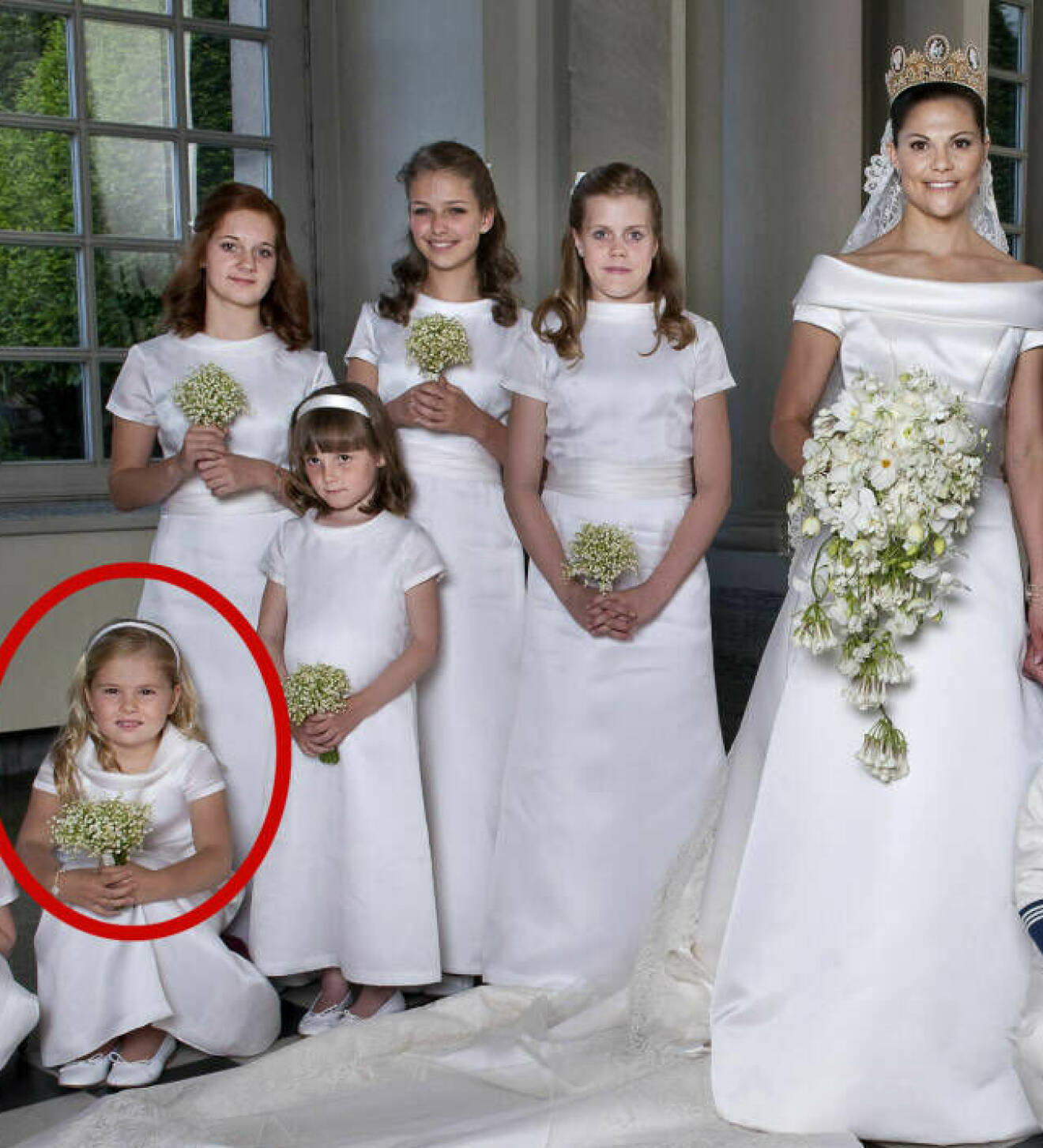 Kronprinsessan Catarina-Amalia som brudnäbb under kronprinsessan Victorias bröllop 2010