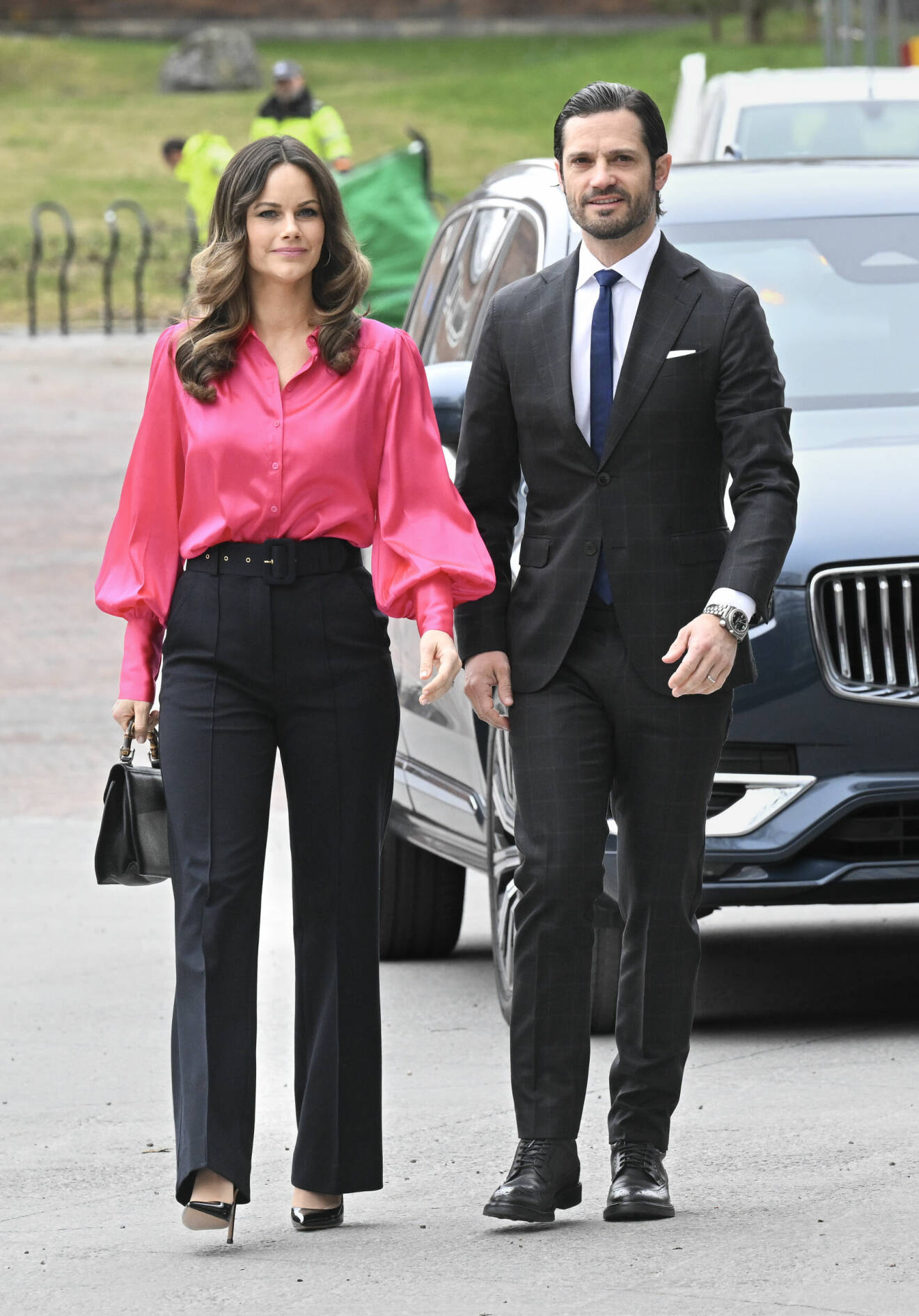 Prins Carl Philip och prinsessan Sofia anländer till NPF-forum
