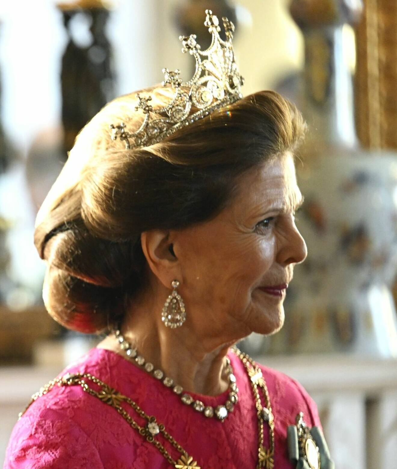 Statsbesök från Finland 2024 – drottning Silvia i Drottning Sofias diadem