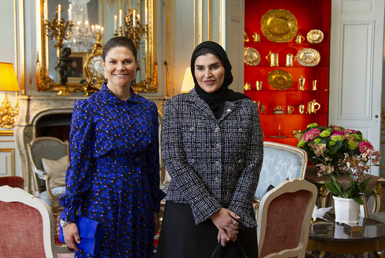 Kronprinsessan Victoria med Qatars familjeminister Maryam bint Ali bin Nasser Al Misnad i Prinsessan Sibyllas våning