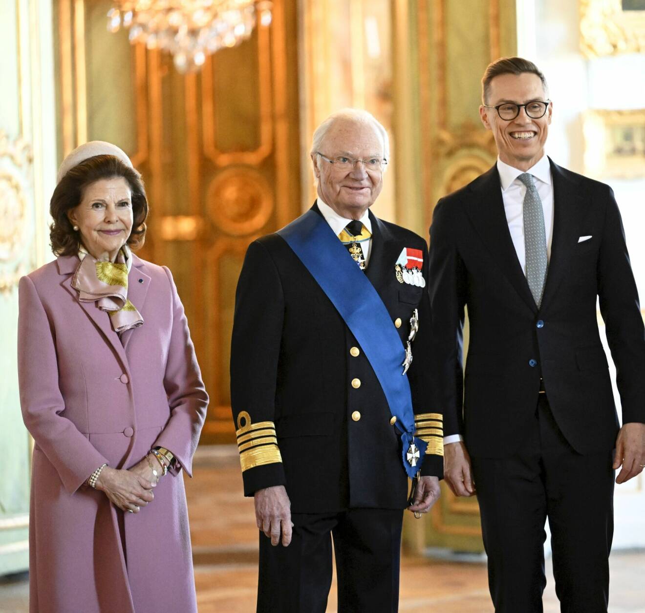 Kungen och drottning Silvia med Finlands president Alexander Stubb