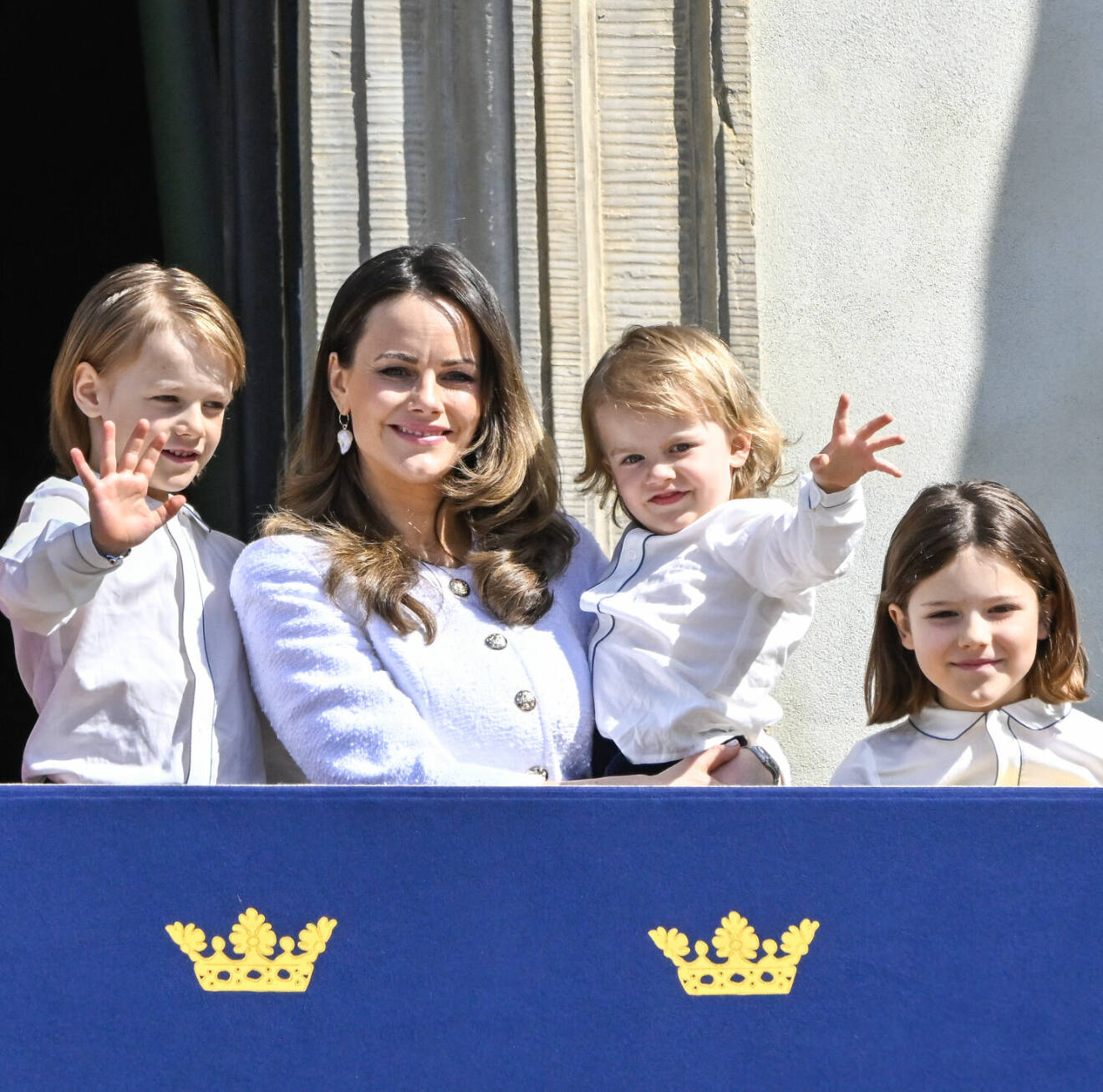 Prinsessan Sofia med sina barn prins Gabriel, prins Julian och prins Alexander