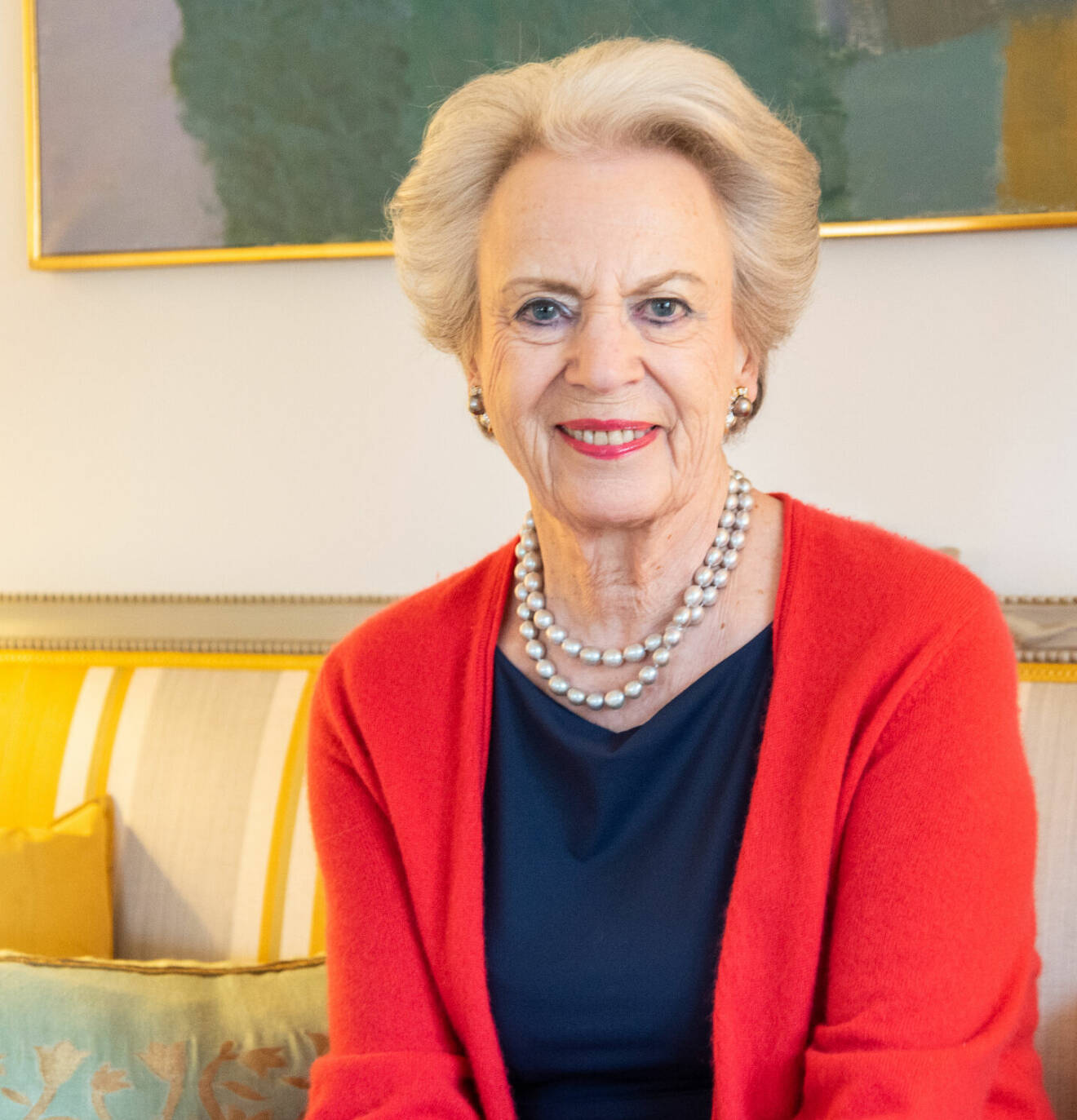 Drottning Margrethes syster prinsessan Benedikte 80 år, här på danska hovets officiella födelsedagsbild