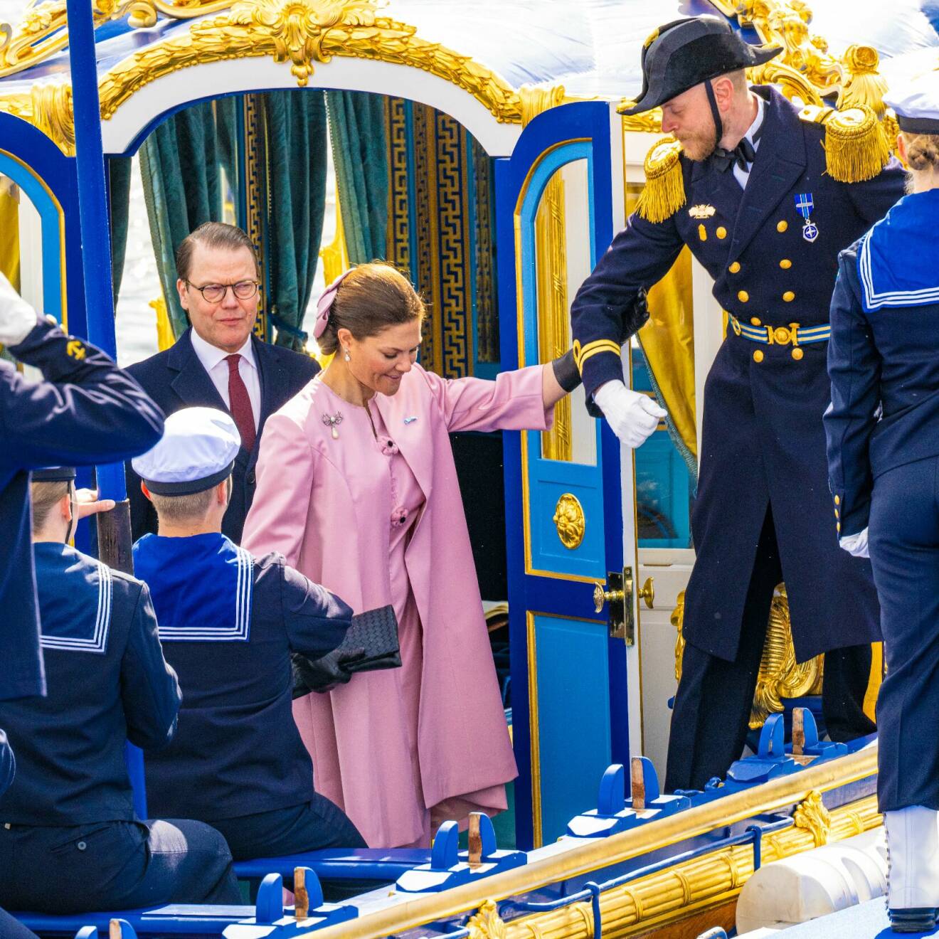 Statsbesök från Danmark 2024 – kronprinsessan Victoria på kungaslupen Vasaorden