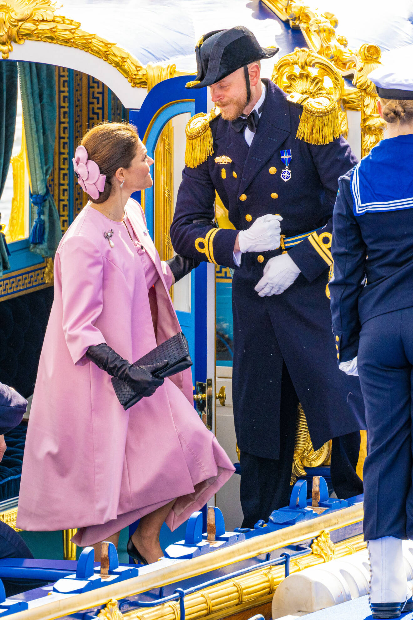 Statsbesök från Danmark 2024 – kronprinsessan Victoria i look av Christer Lindarw