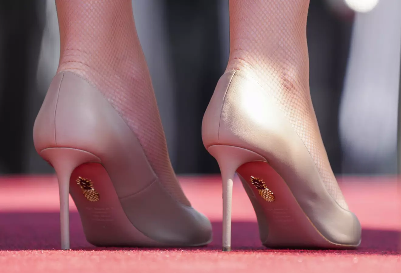 Kronprinsessan Mette-Marits skor från Aquazzura i storlek 41