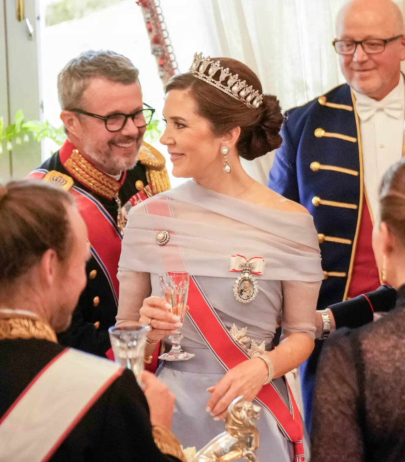 Danska statsbesöket i Norge – drottning Mary vid galamiddagen