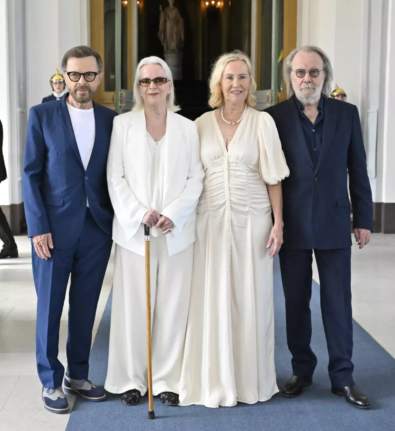 Björn Ulvaeus, Anni-Frid Lyngstad Reuss, Agnetha Fältskog och Benny Andersson vid ordensceremonin på slottet 2024