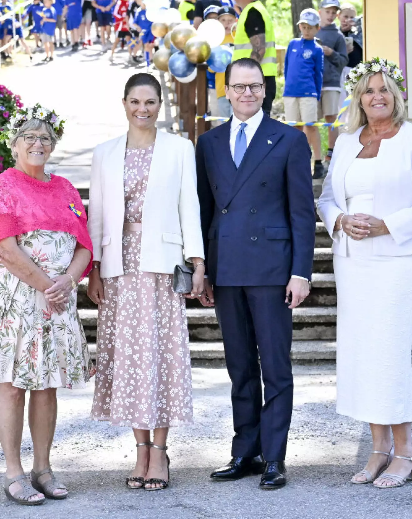 Nationaldagen 2024 – kronprinsessan Victoria och prins Daniel med Märtha Dahlberg (S) och Steinunn Ásgeirsdóttir