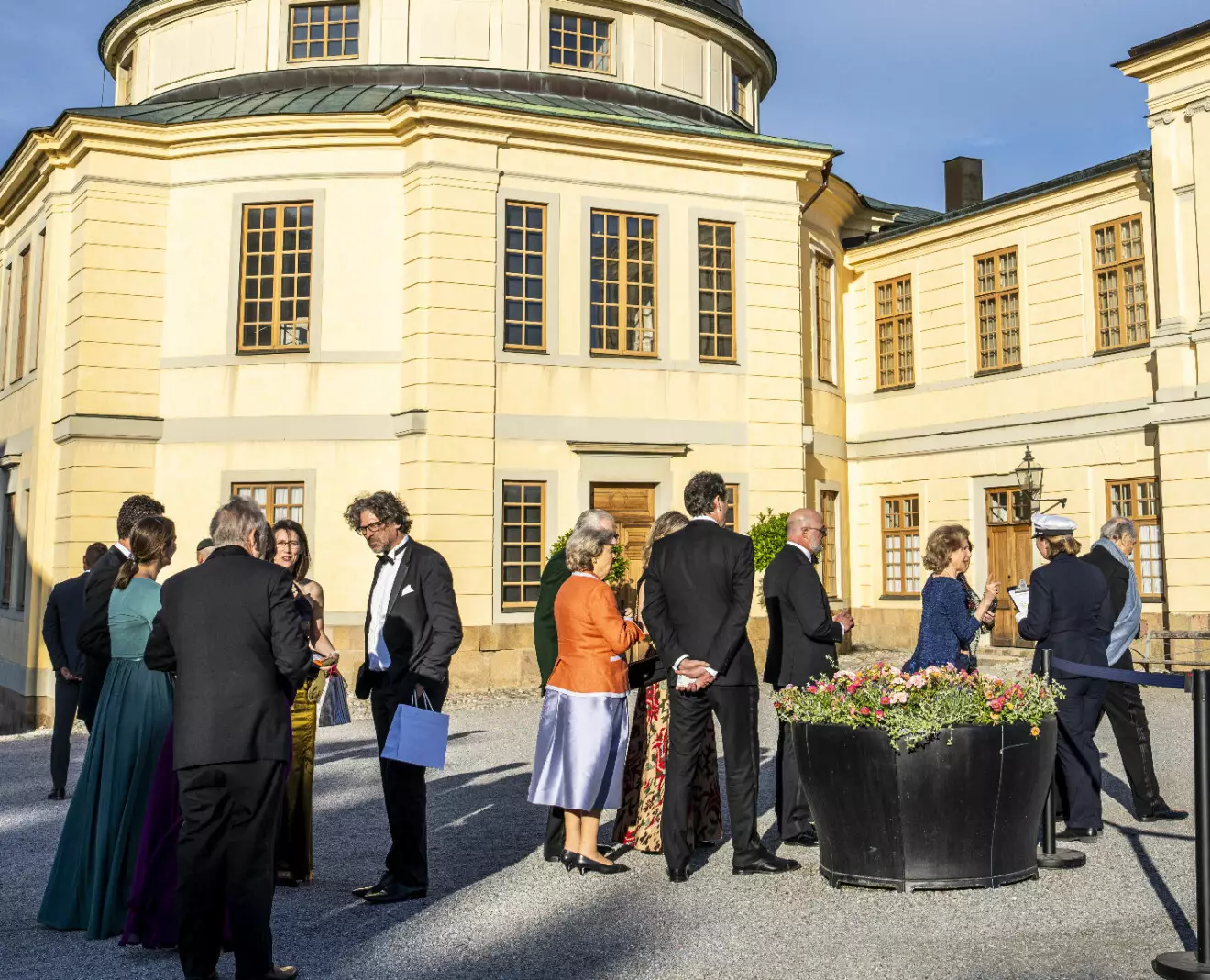 Gästerna vid kungaparets privata middag på Drottningholm 2024