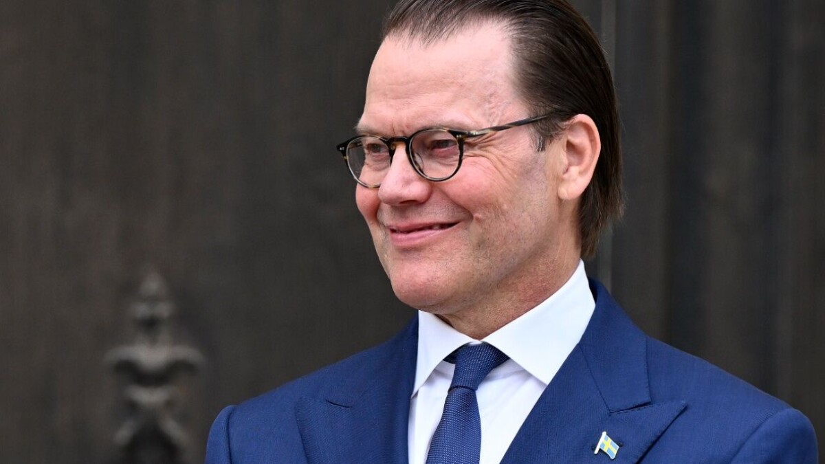 Prins Daniels glädjebesked – nås av nyheten under semestern | Svensk  Damtidning