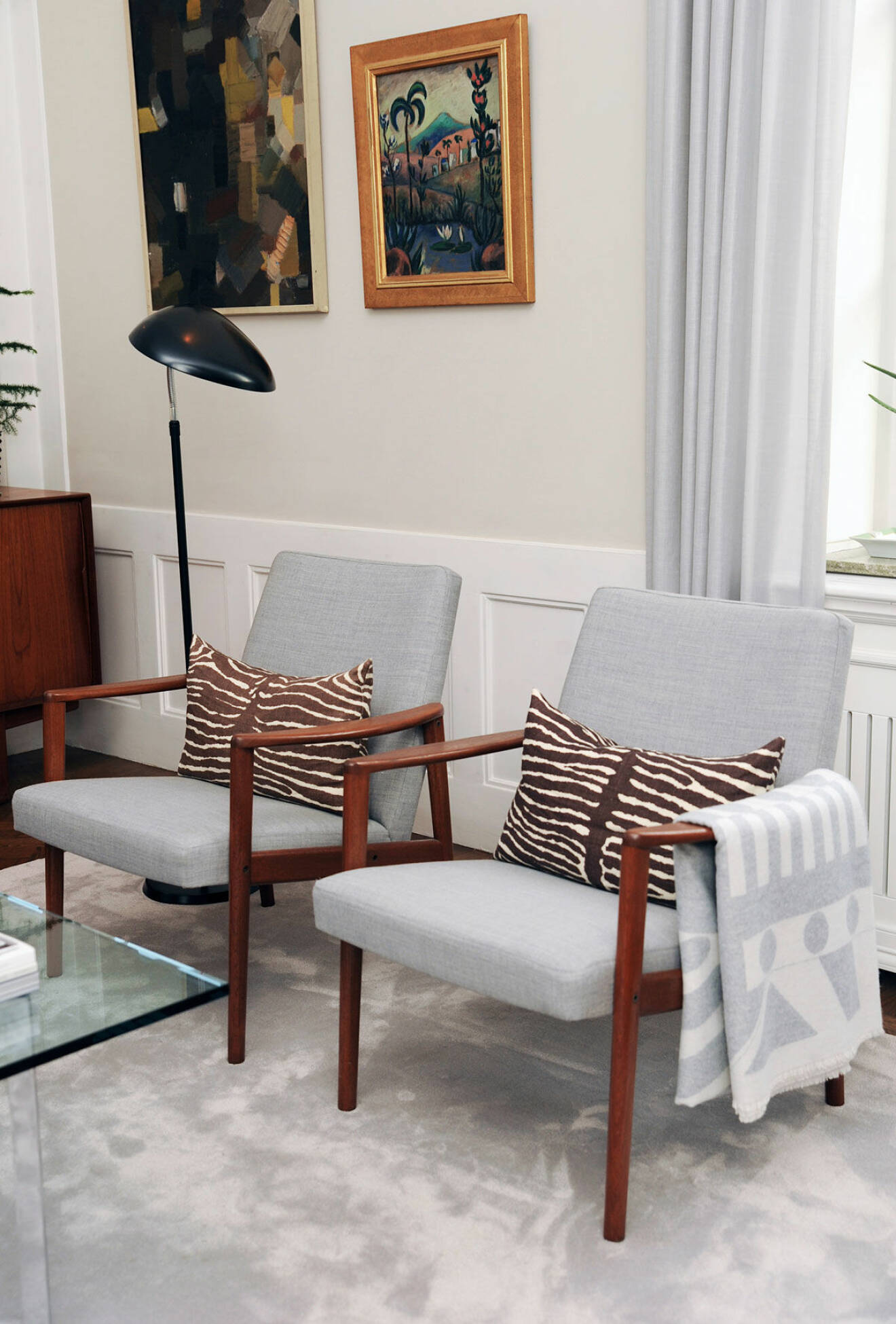 Snygga möbler hemma hos Johan Pråmell